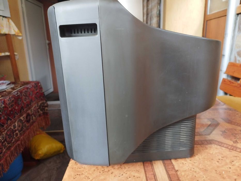 Телевизор Sony trinitron