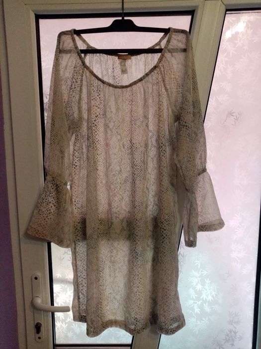 Rochie plaja deosebita