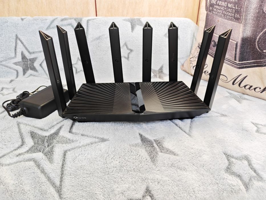 Router TP Link AX6600 Tri-Band Gigabit Wi-Fi 6