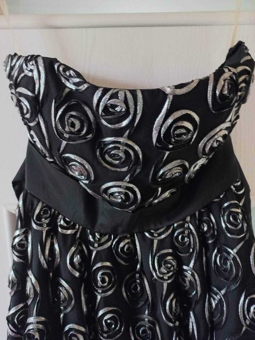 Официална дамска рокля  44 L на бутик ФИНЕС -Асеновград