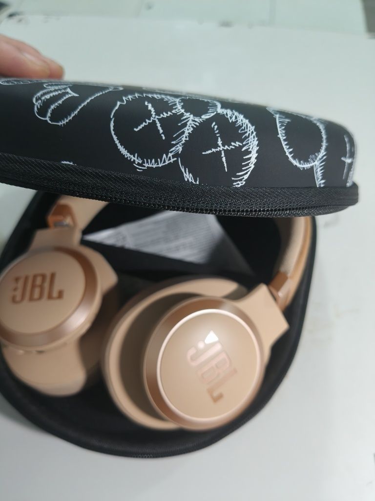 JBL 770NC 2hata ishlatilgan 105dollr
