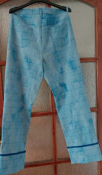 Blugi originali Gill Santuci, design statement