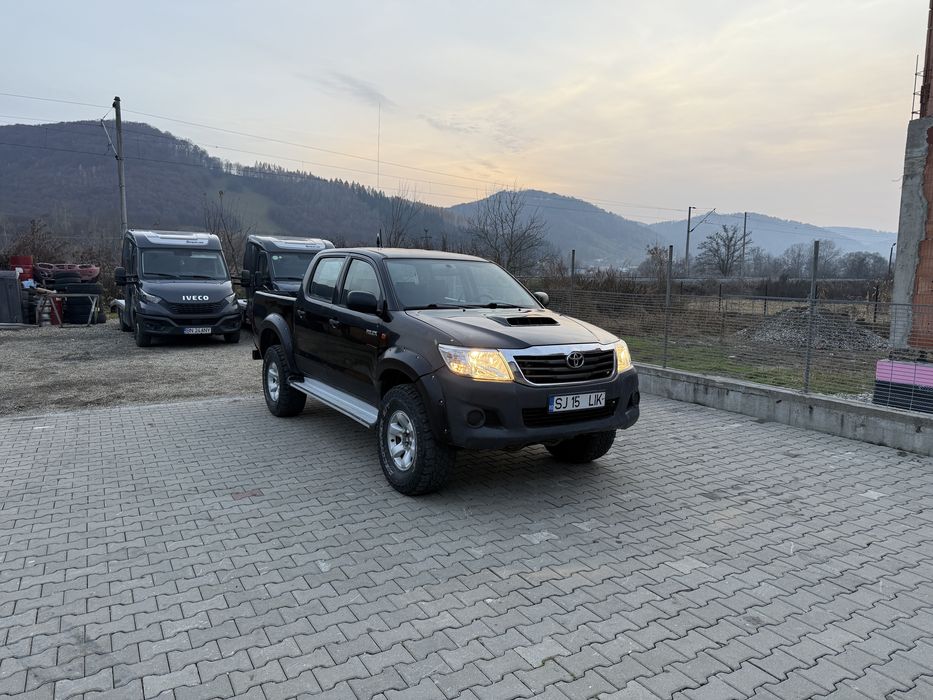 Toyota Hilux 2015 E5 2.5D (L200 Navara Ranger)
