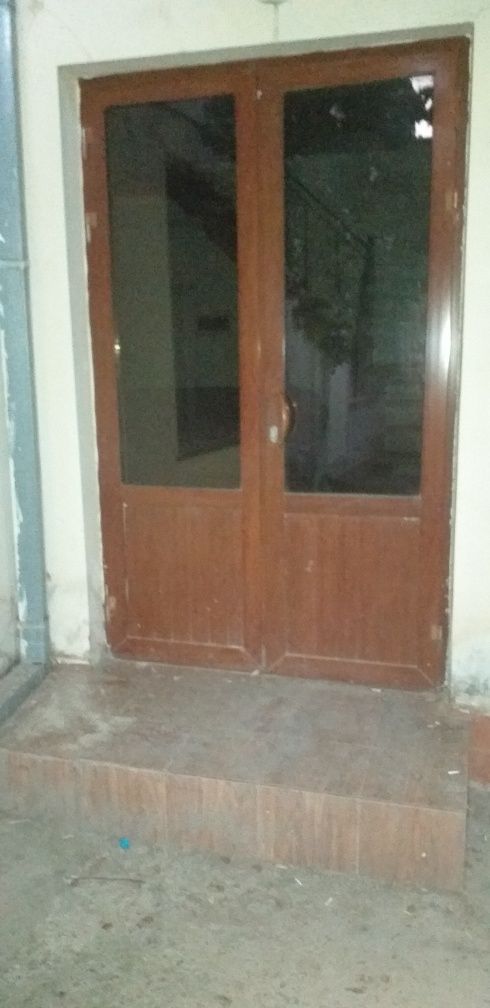 Двери  в хорошем  состояние