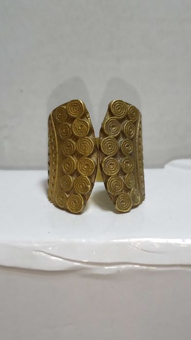 Пръстен от месинг