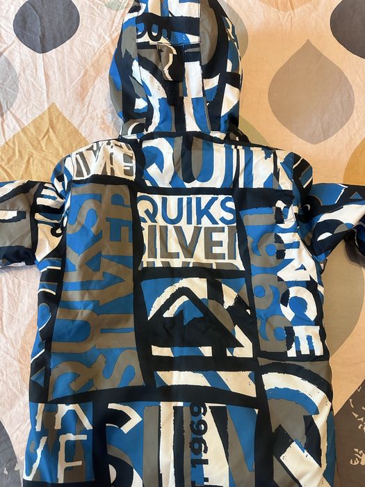 Ски яке Quiksilver като ново 60 лв