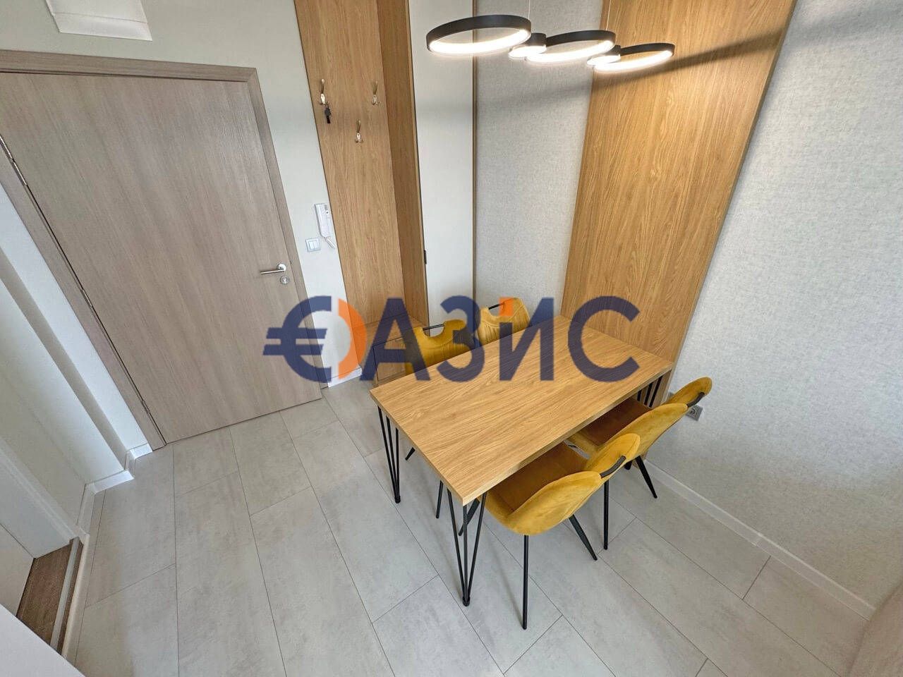 Продава се Двустаен апартамент в к.к. Слънчев бряг - 52 кв.м за 1991 €/кв.м - Снимка #9