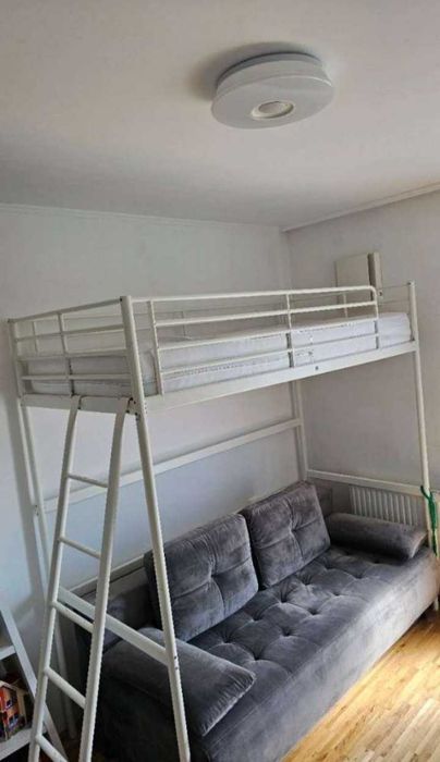 Vand pat etajat 90 x 200 Ikea Tromso