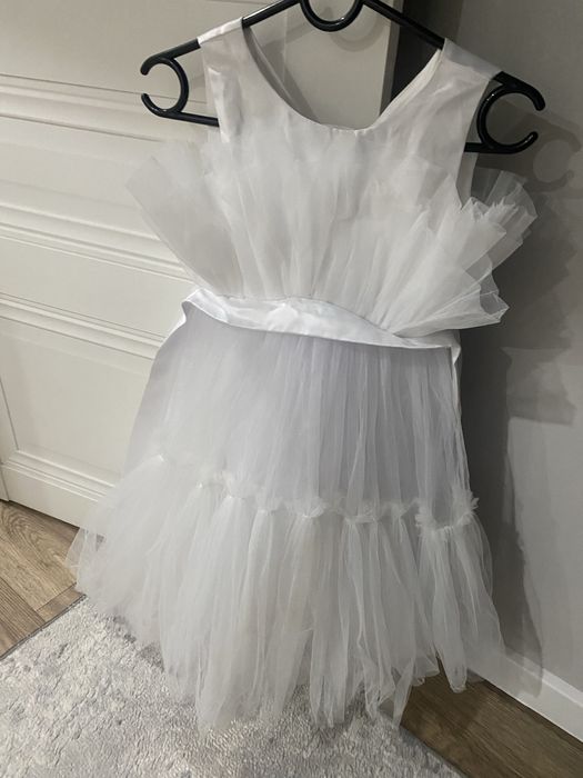 Платье детское новое