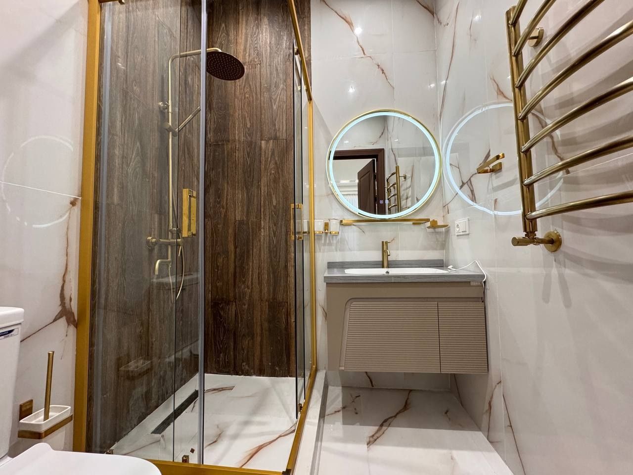 Kvartira продается 4/7/8 на ЖК Royal Haus