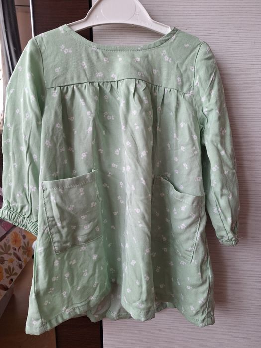 Rochițe fetita H&M Marimea 68 74 80 sau 6, 12, 18 luni Lot hăinuțe 1an