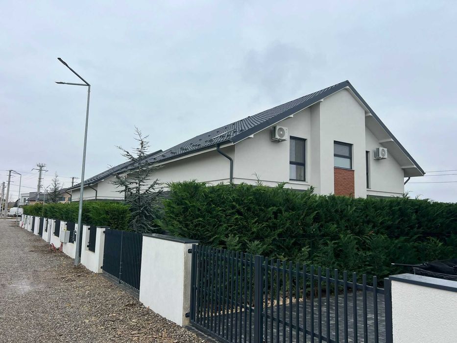 Casa premium Plus de vanzare 245.000 euro