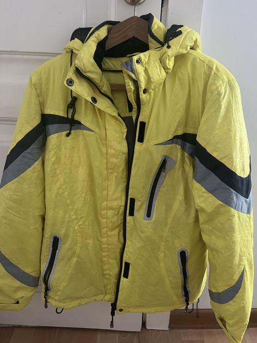 Лыжная куртка. Размер M- L-Xl
