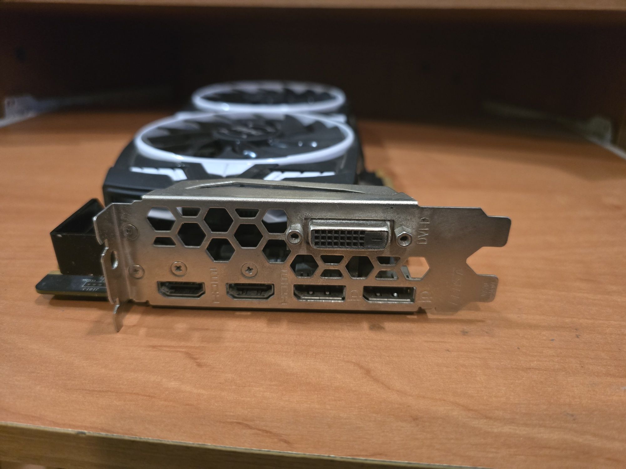 GeForce GTX 1080 Ti ARMOR 11G OC