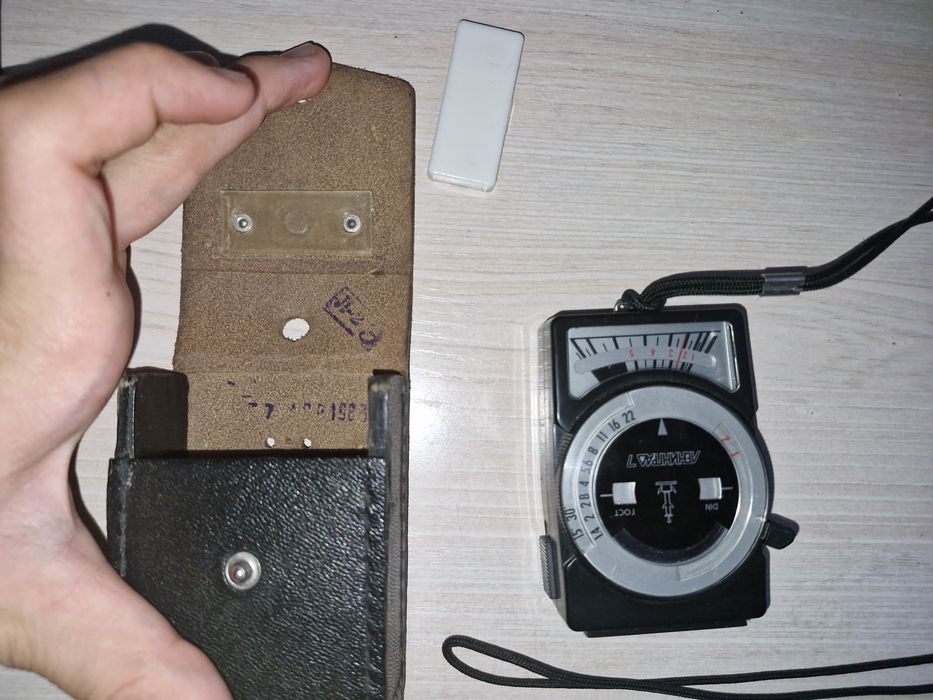 Продаю за 7к тенге экспонометр Ленинград 7
