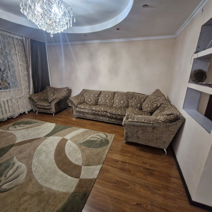 Продам Диван и кресло