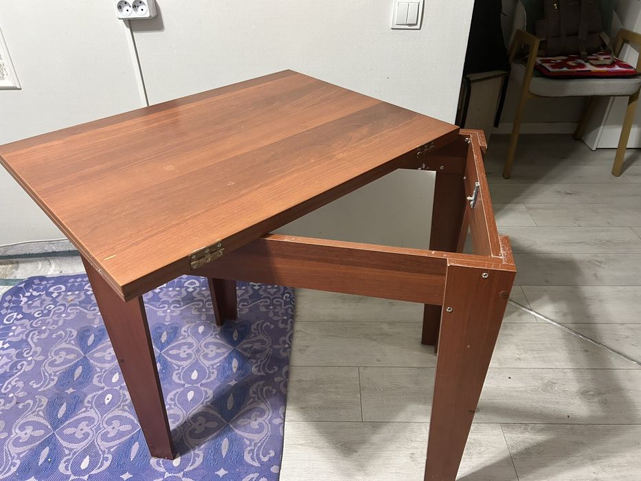 Продается деревянный стол трансформер