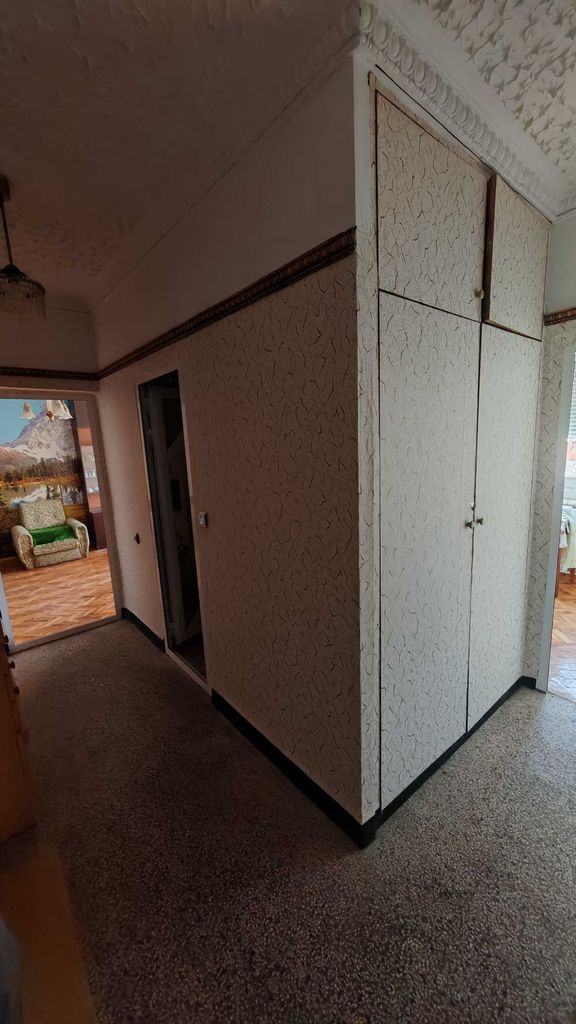 Продава се Двустаен апартамент в Разград, Орел - 62 кв.м за 1061 €/кв.м - Снимка #4
