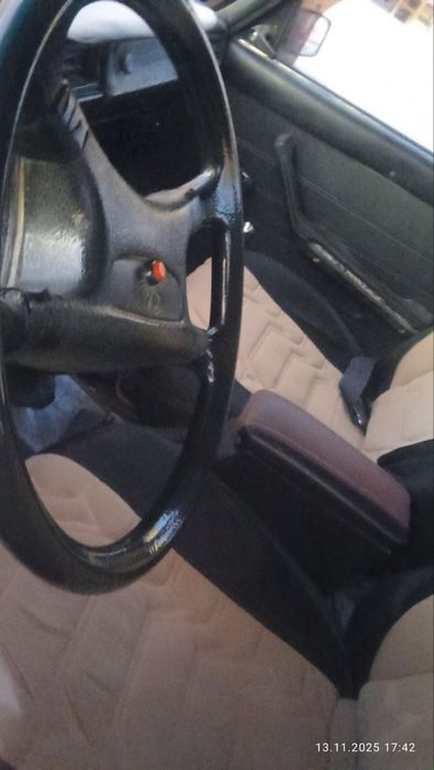 Vaz 2105 Sotiladi
Ваз 2105

1984й