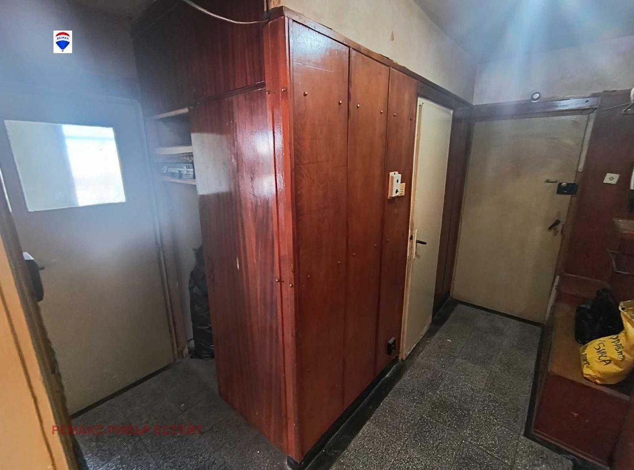 Продава се Двустаен апартамент в Русе, Родина 2 - 62 кв.м за 1049 €/кв.м - Снимка #5
