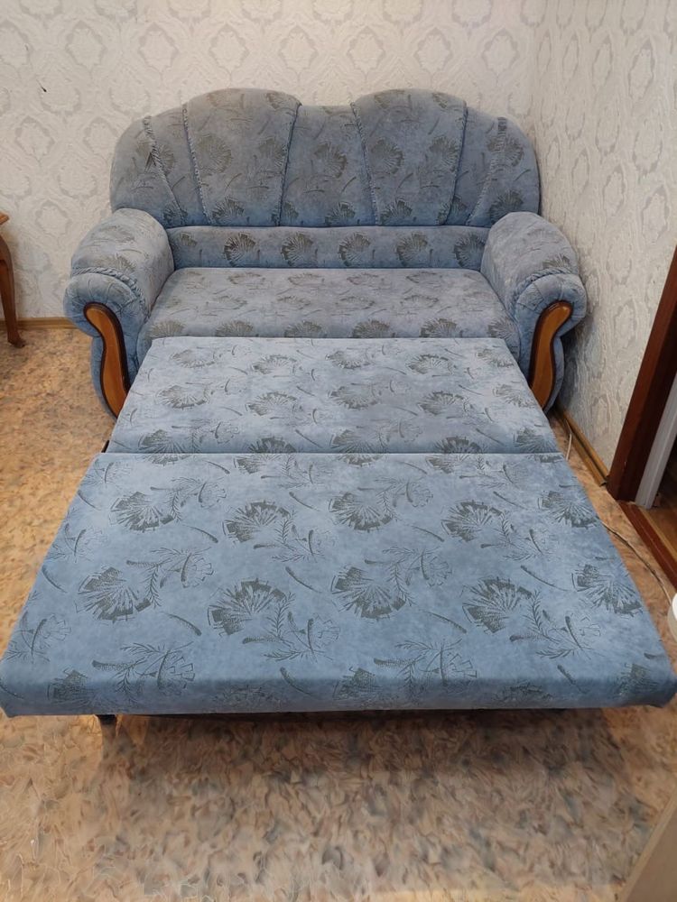 мини диван раскладной  и есть диван