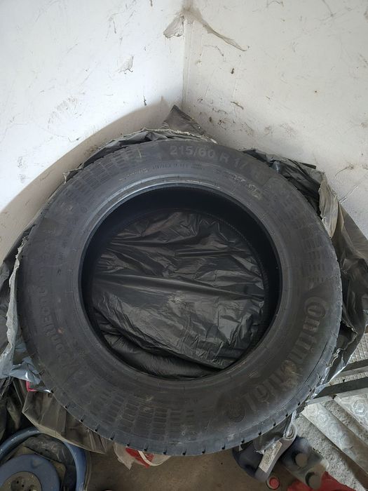 Cauciucuri 215/60 R 17