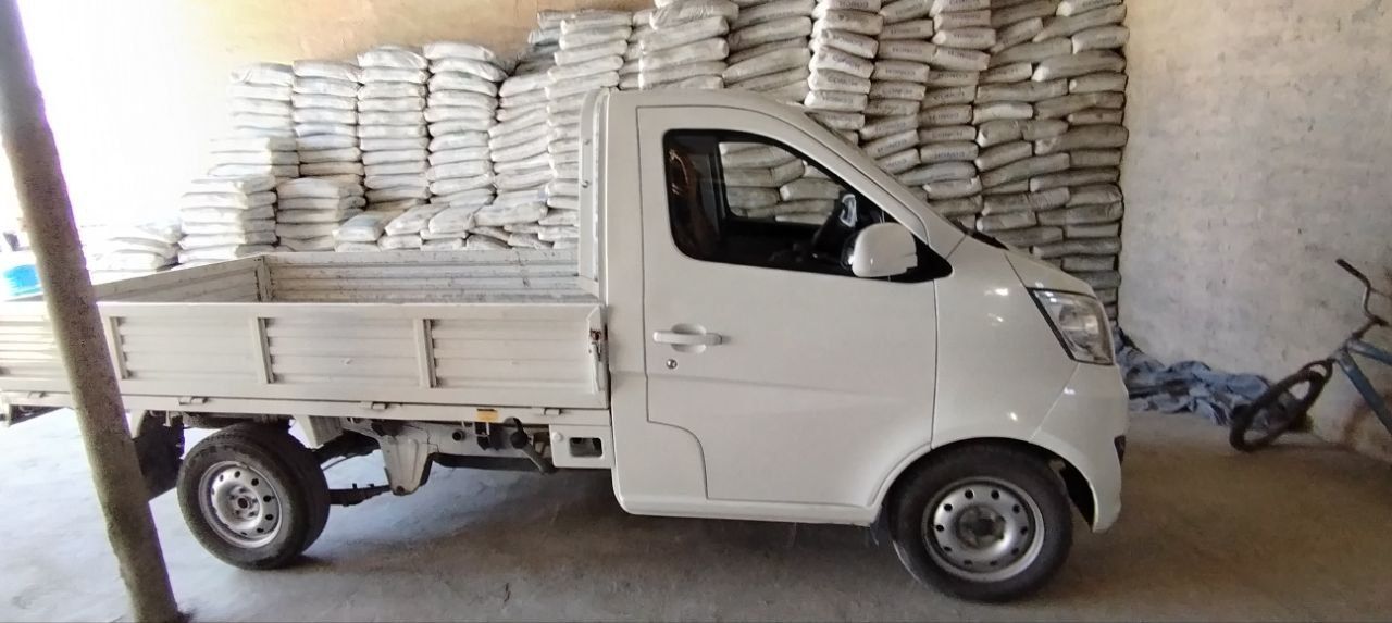 Changan 98 matorli sotiladi.