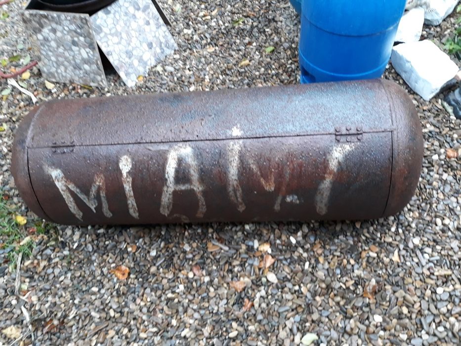 Troc pentru animale cu două compartimente lung.1,4×50 preț.320 lei.