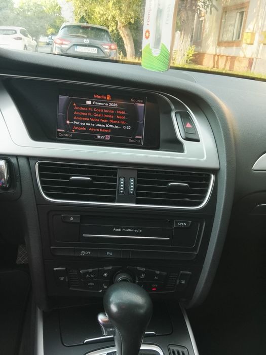 Vând audi A4 B8 2011