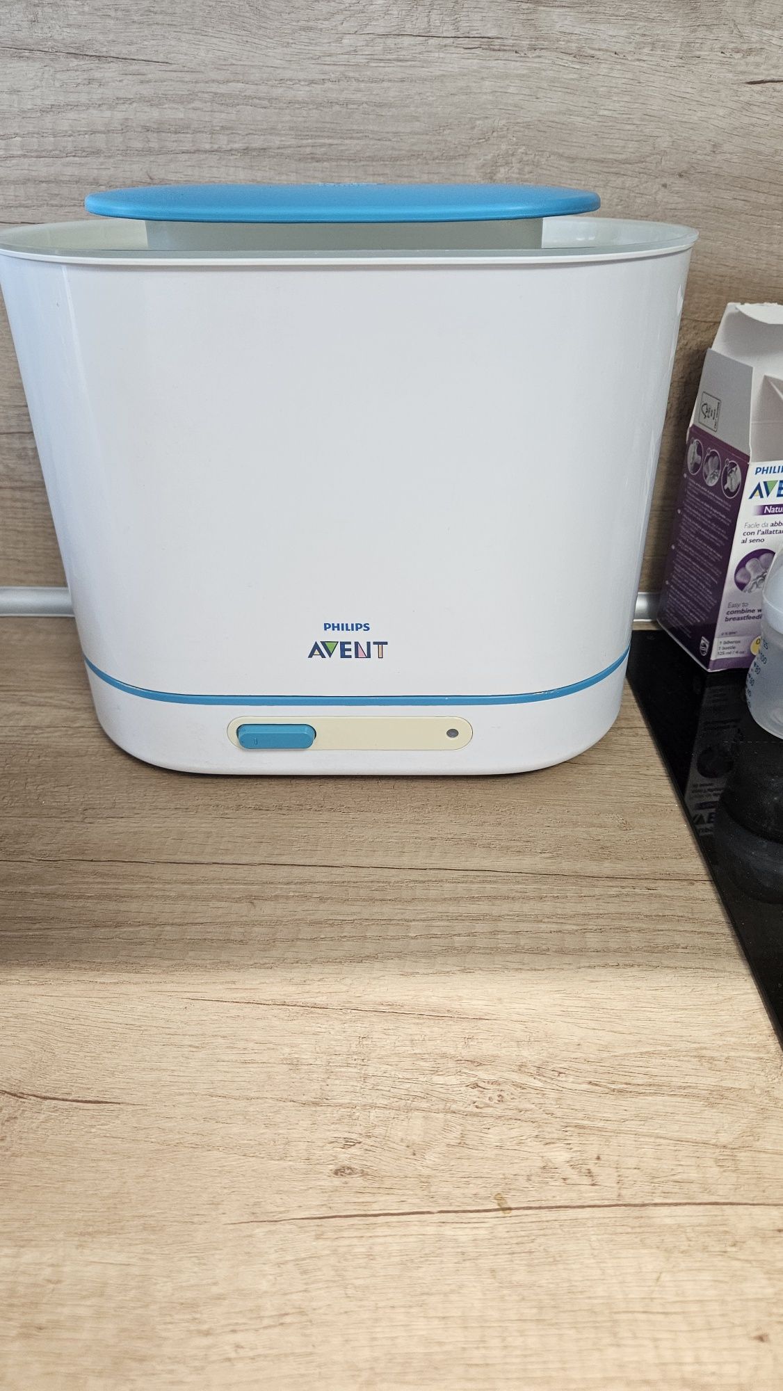 Philips AVENT Електрически стерилизатор 3-в-1
Електрически парен стери