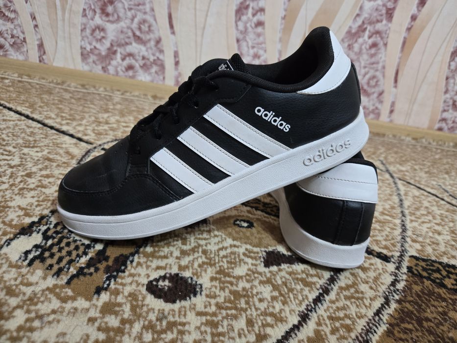 Кецове Adidas Breaknet