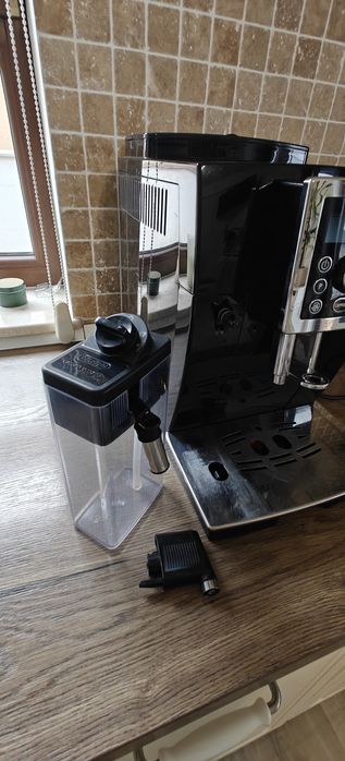 Espressor automat Delonghi Cappucino - full box, inclusiv cutie