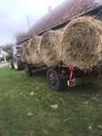 Baloți de fân și de otava