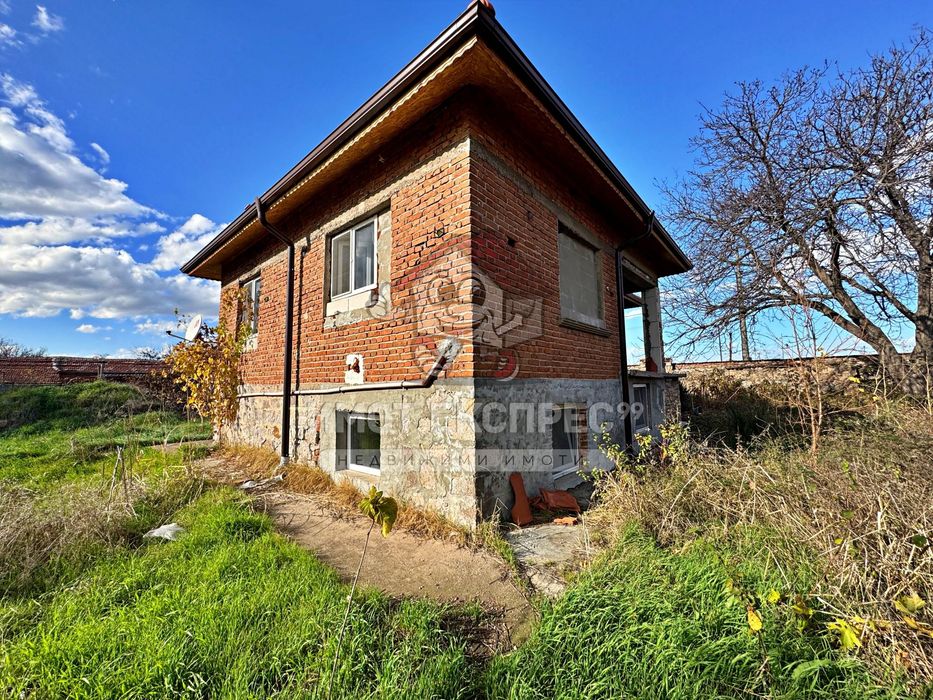 Продава се Къща в Асеновград - 60 кв.м за 668 €/кв.м - Снимка #1