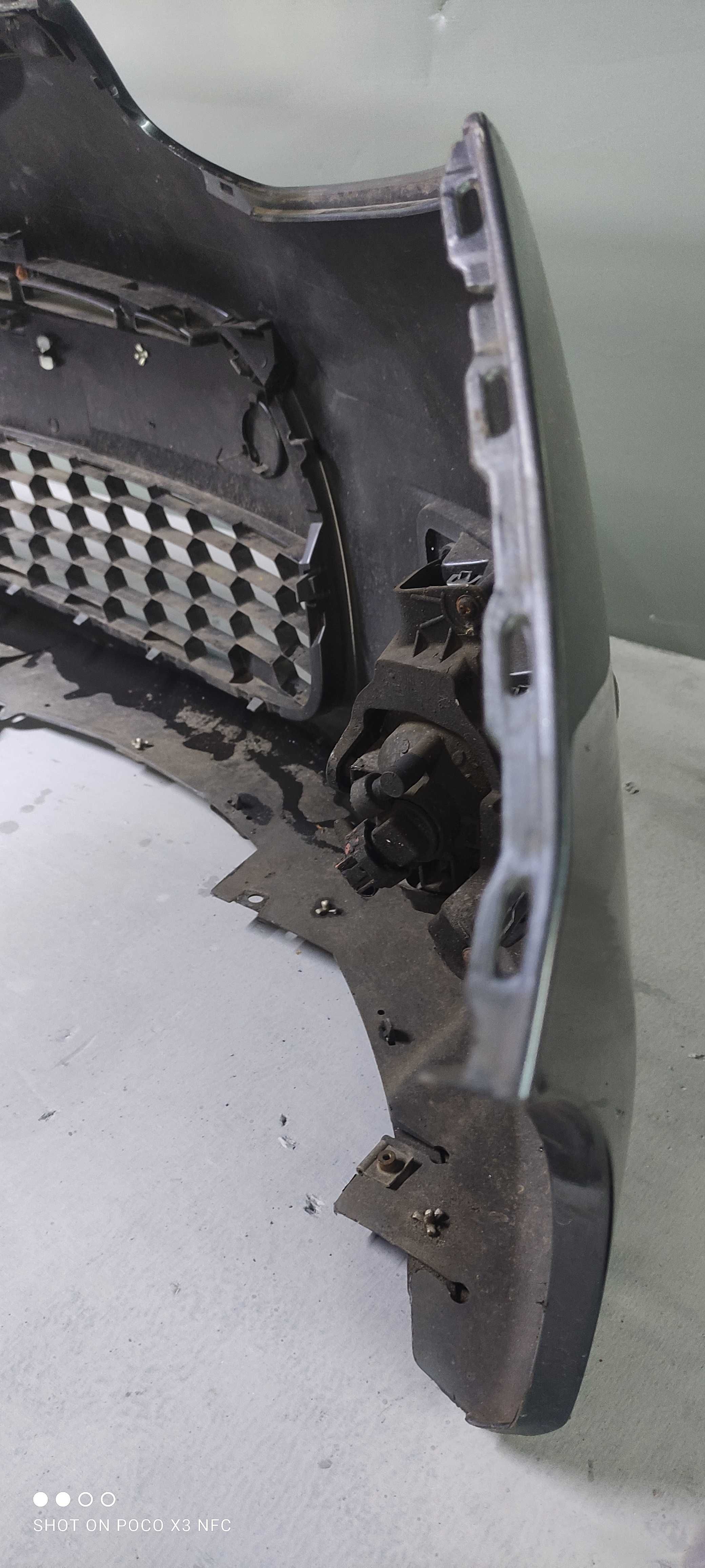 Bara Fata Mazda 2 Sport Completa cu Grila si proiectoare