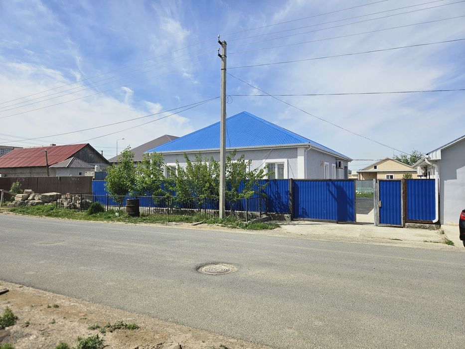 Улкен жайлы уй сатылады