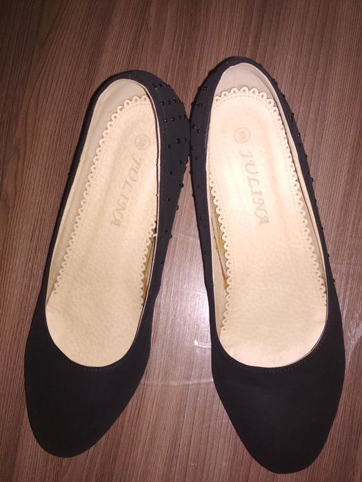 Продам туфли, замша