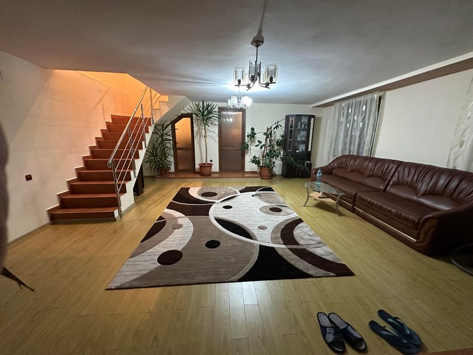 Vila de închiriat aproape de Târgu-Jiu