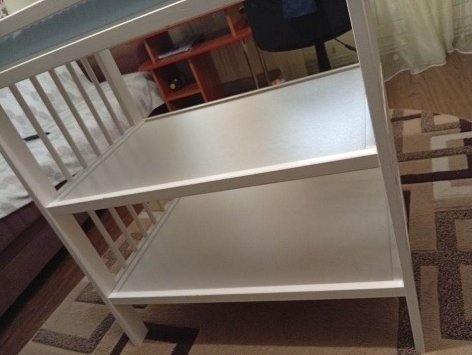 Masă de înfășat Ikea