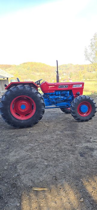 Tractor FIAT 640 4X4 DTC