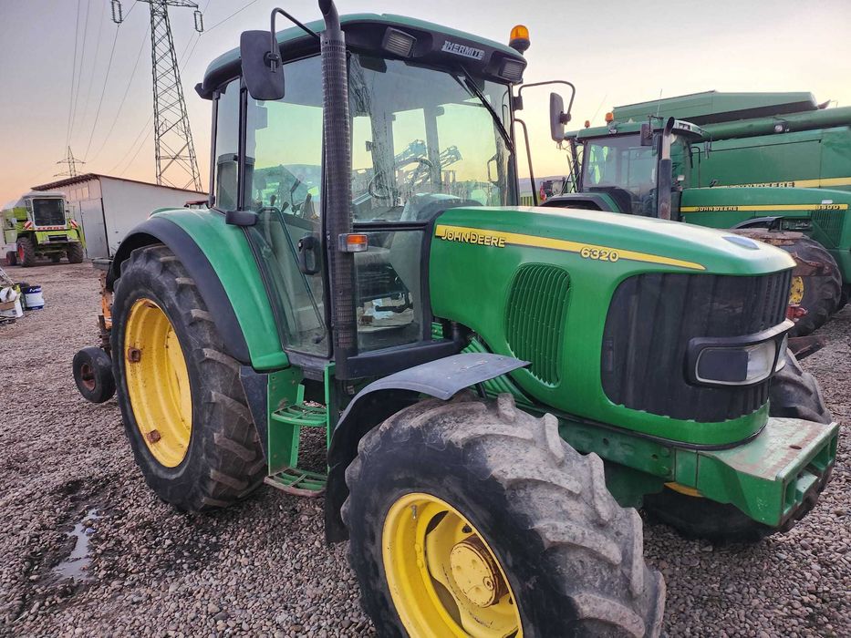Tractor John Deere 6320 S, an 2005,  AC, 4x4, stare perfecta. IMPORT