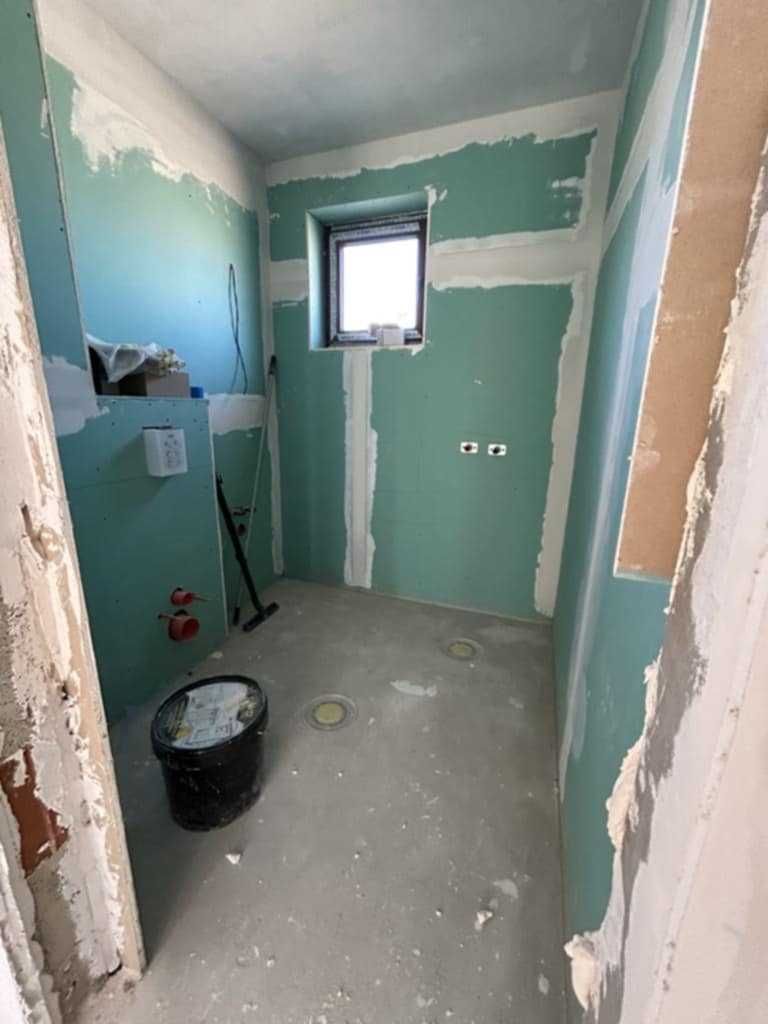 Продава се Къща в Шумен, Пазара - 225 кв.м за 849 €/кв.м - Снимка #8