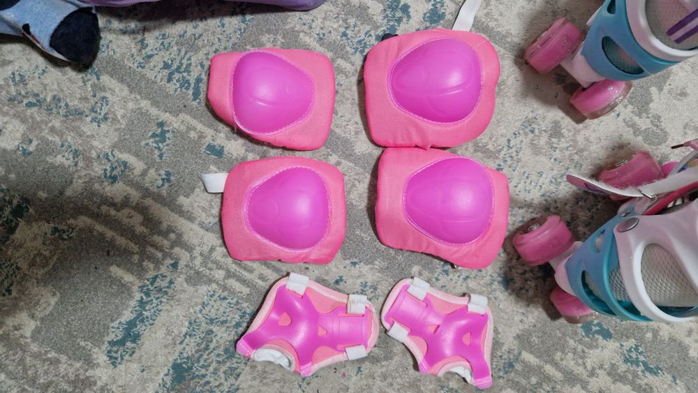 Четырёхколёсны  ролики