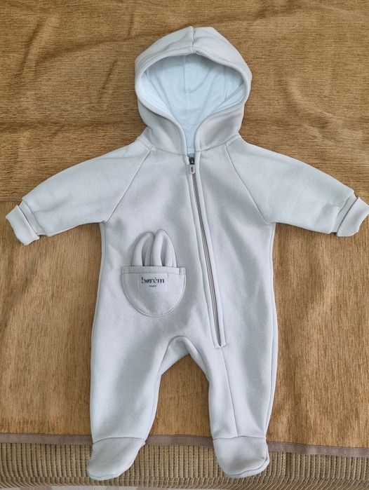 Комбинезон на малыша