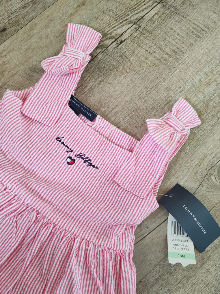Tommy Hilfiger rochie in dungi cu fundite 18 luni, 24 luni