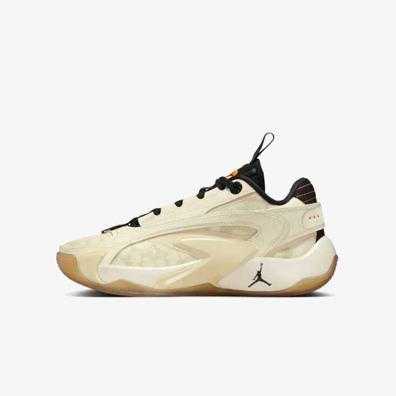 Nike - Luka 2 номер 38.5 дамски бели Оригинал Код 4011