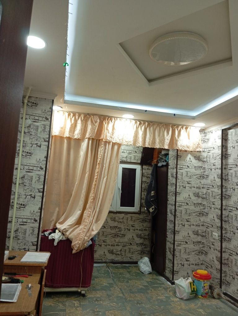 Продажа,своя квартира,3 перед на 4.