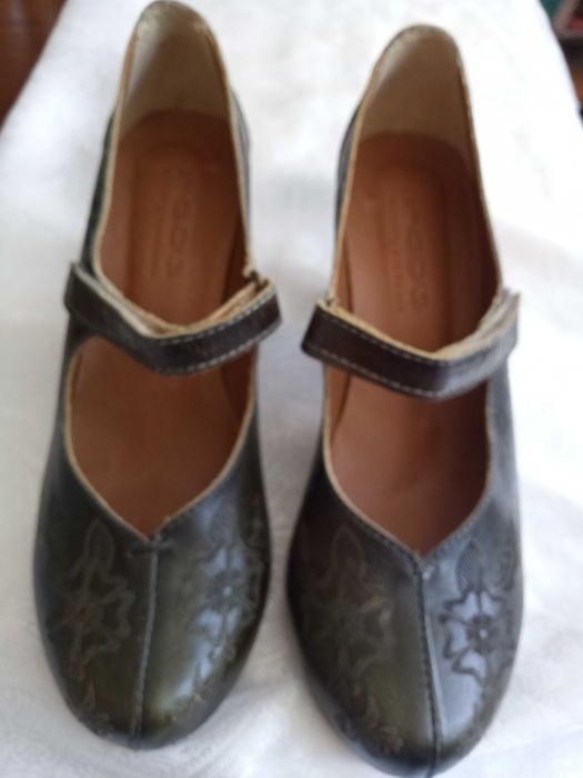 Дамски обувки 39