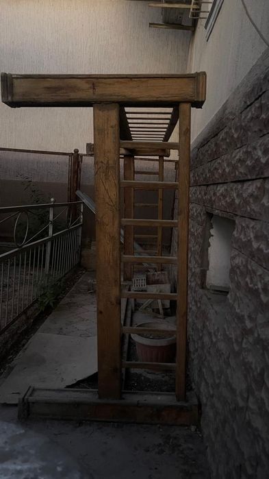 Тапчан, каркас железо и дерево