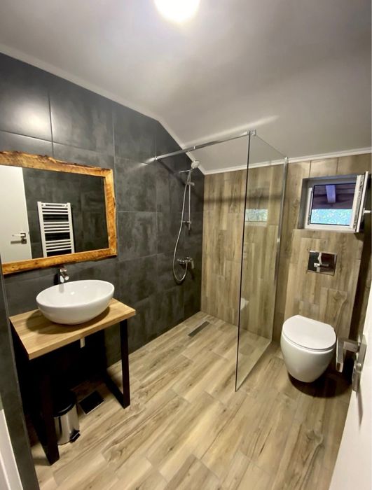 Cazare Casa TES - Camere de inchiriat, Craciun, Vila, Cabana, Pensiune